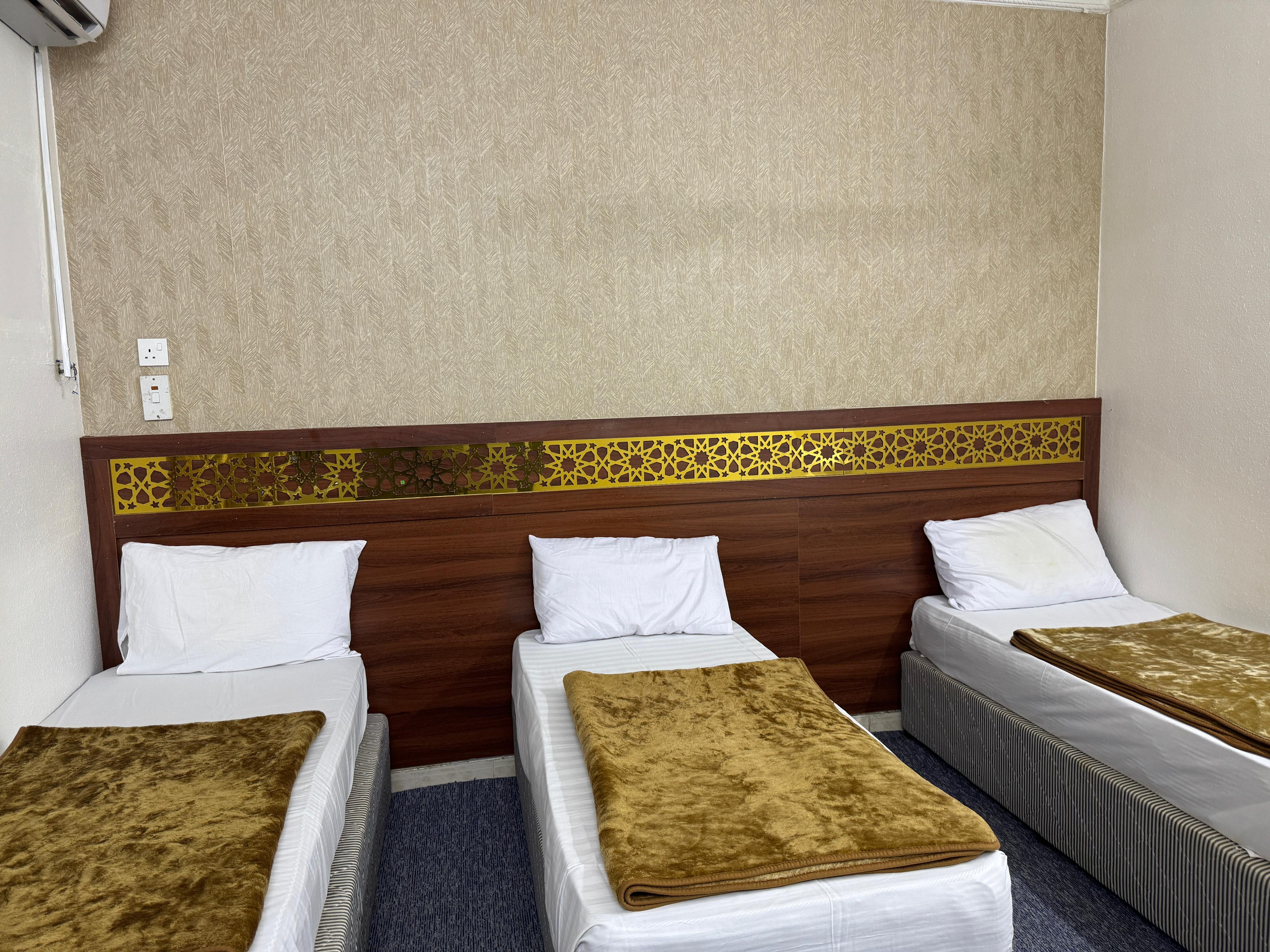 Hotel cover