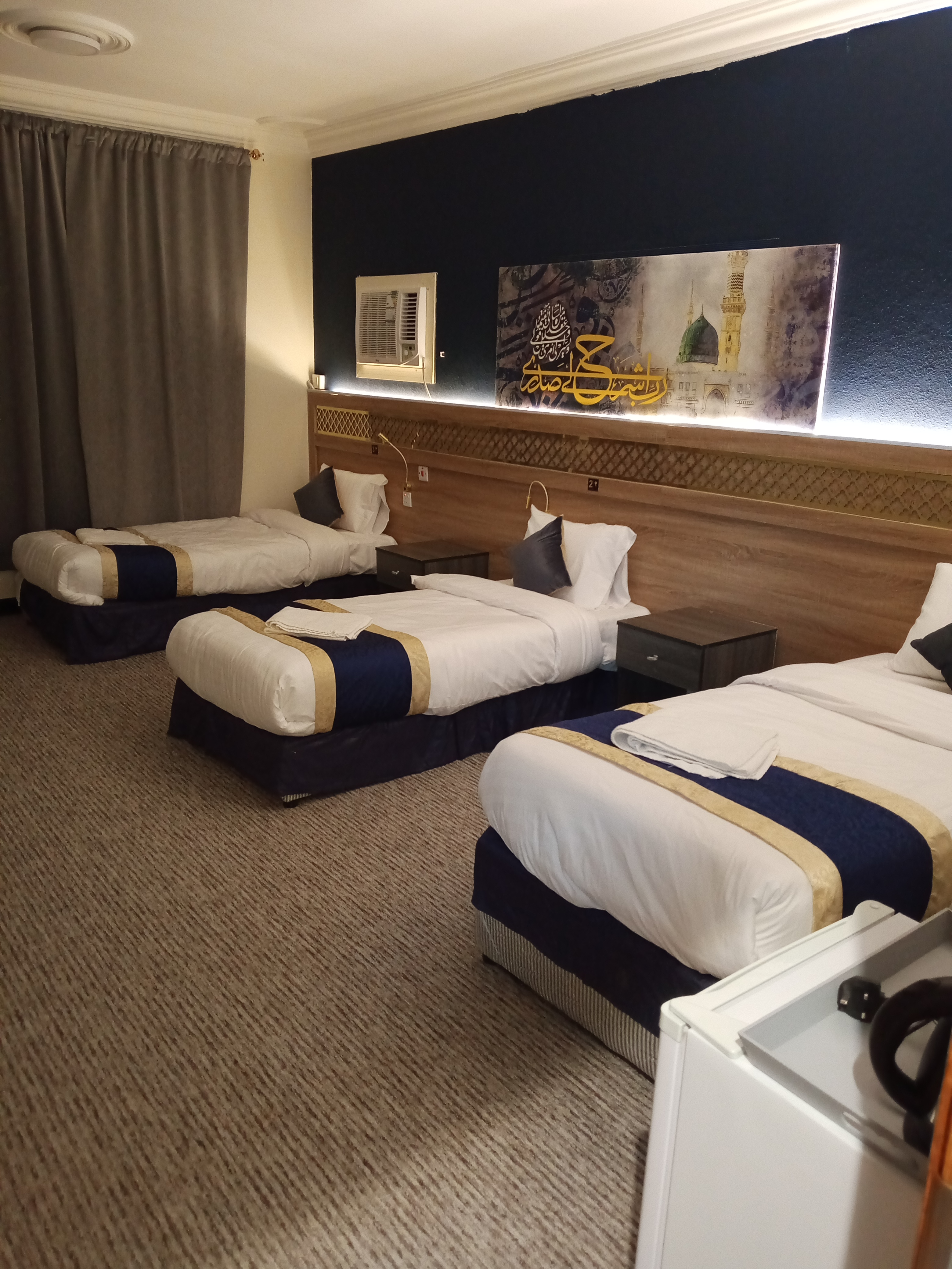 Hotel cover