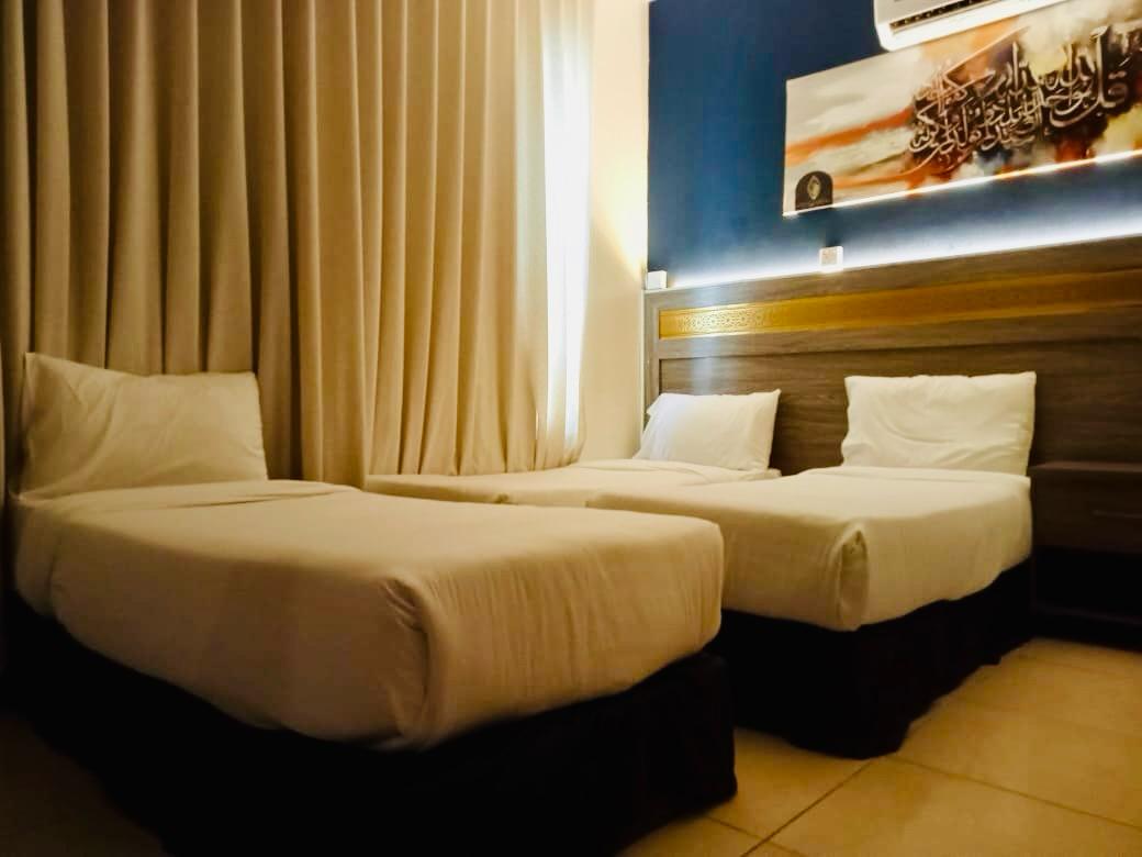 Hotel cover